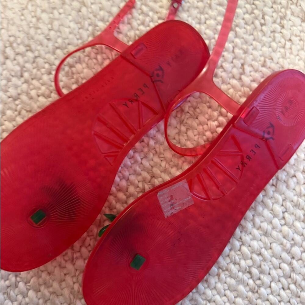 Katy Perry Collections Red Jelly Sandals with Green Palm Tree Motif - Picture 4 of 5